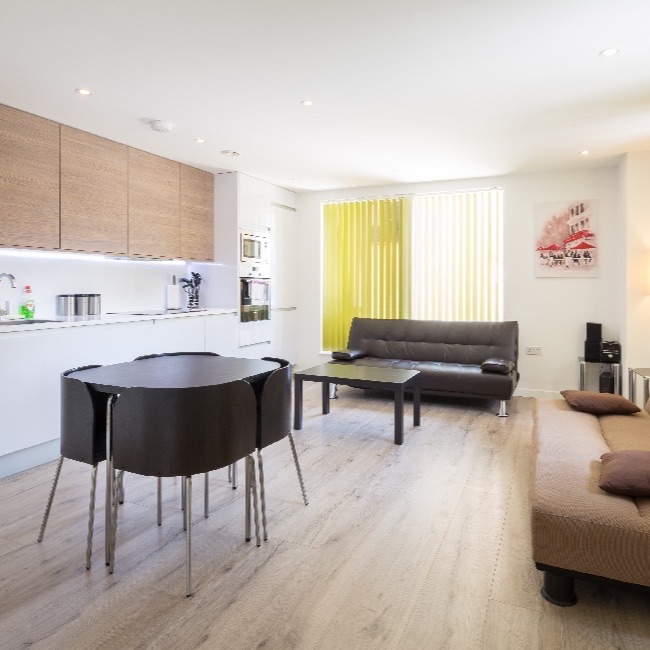 Cambridge Central Apartment